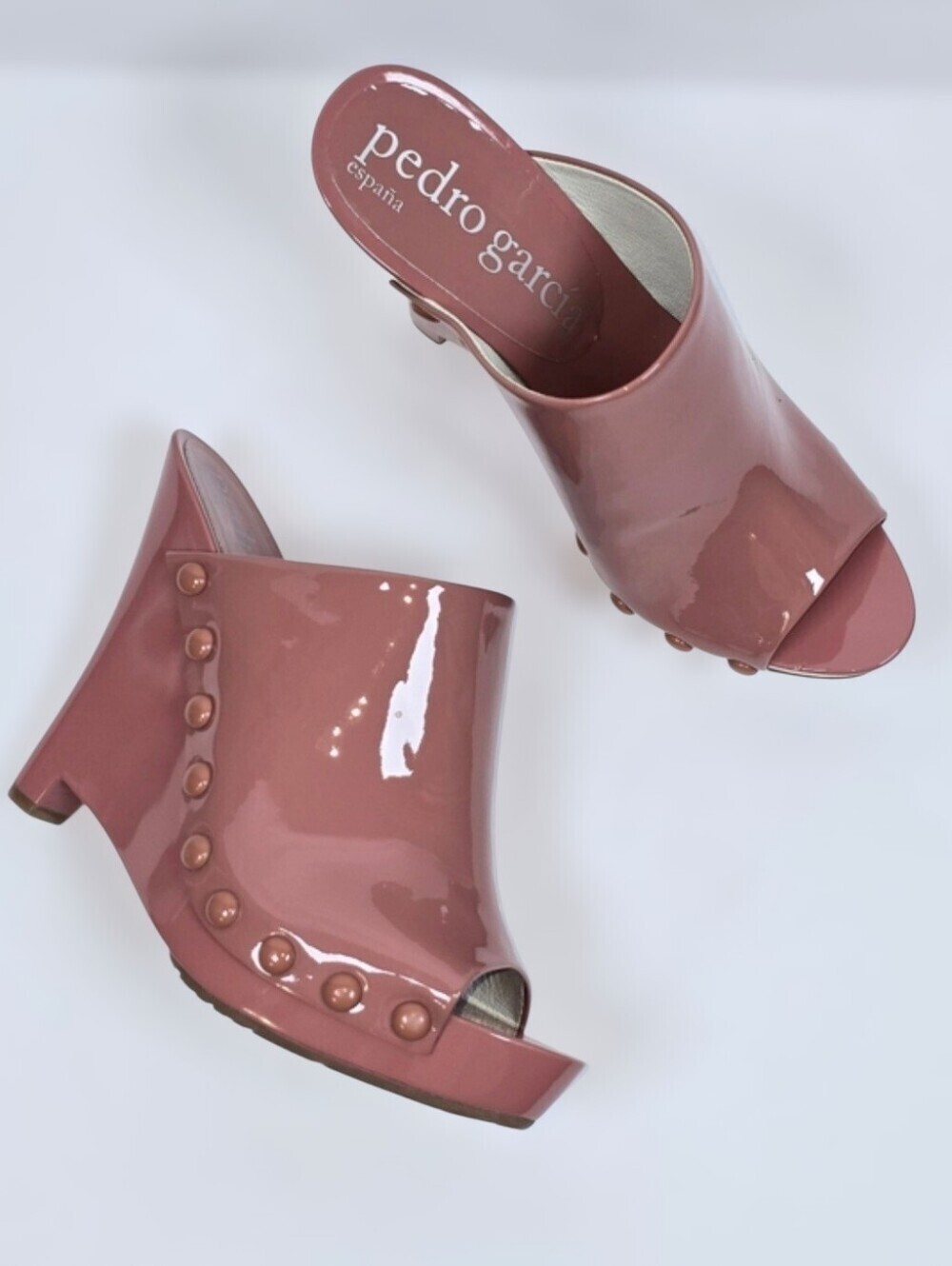 Pedro Garcia Studded Glossy Patent Leather Open Toe Wedge Mules Mauve Pink Sz.37
